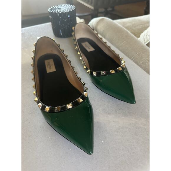 Valentino Garavani Rockstud Ballerina Flats 40 Green Patent Leather Point Toe - Picture 1 of 9